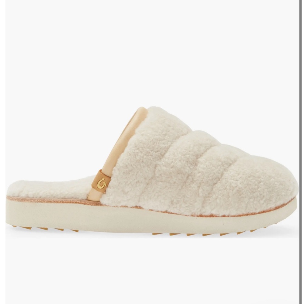 Olukai Pupu Mua Genuine Shearling Scuff Slipper